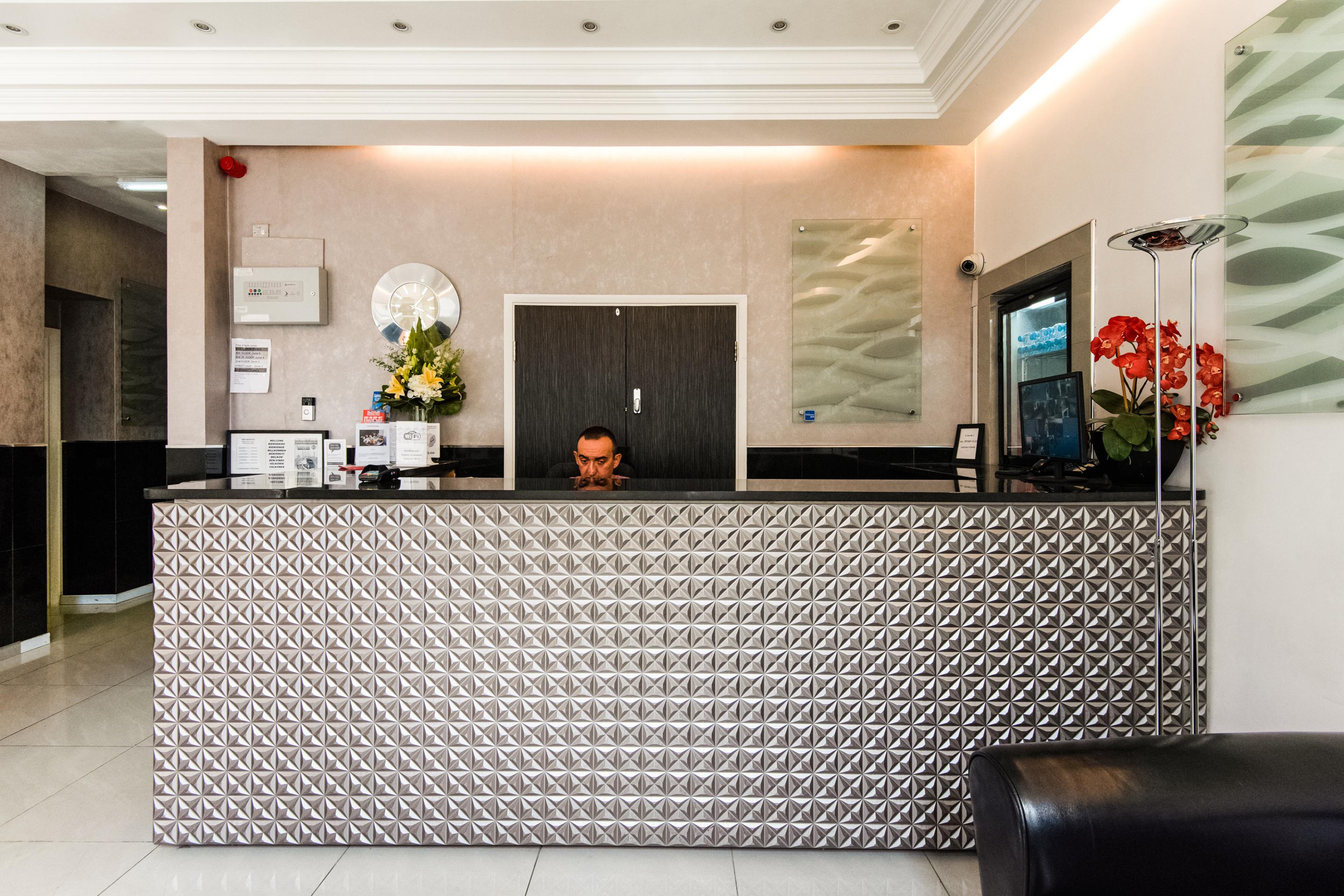 โอโย ฮัตตันส์ โฮเทล วิกตอเรีย ลอนดอน Hotel ภายนอก รูปภาพ