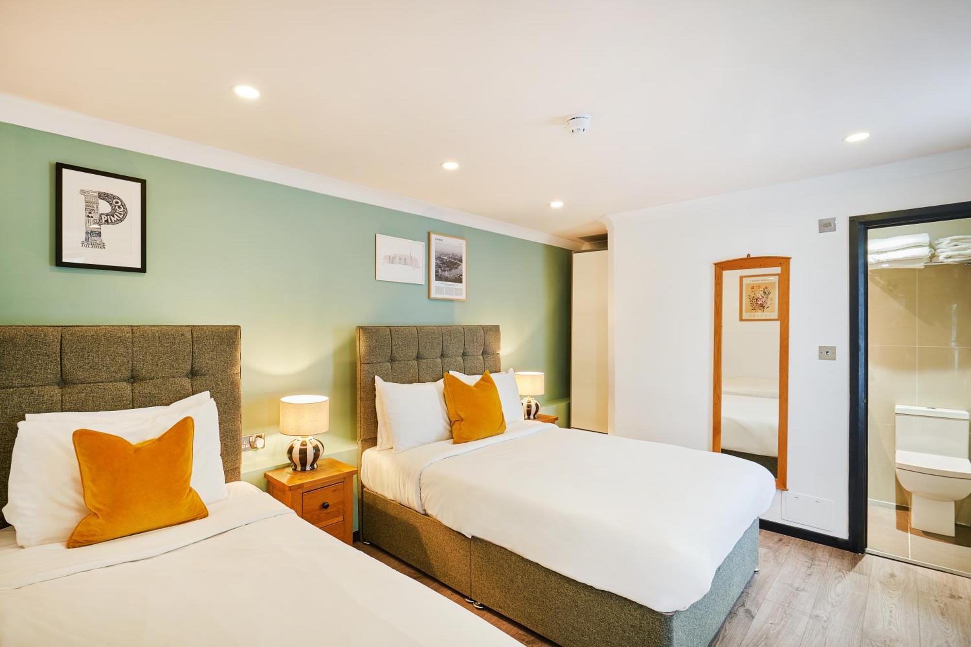 โอโย ฮัตตันส์ โฮเทล วิกตอเรีย ลอนดอน Hotel ภายนอก รูปภาพ