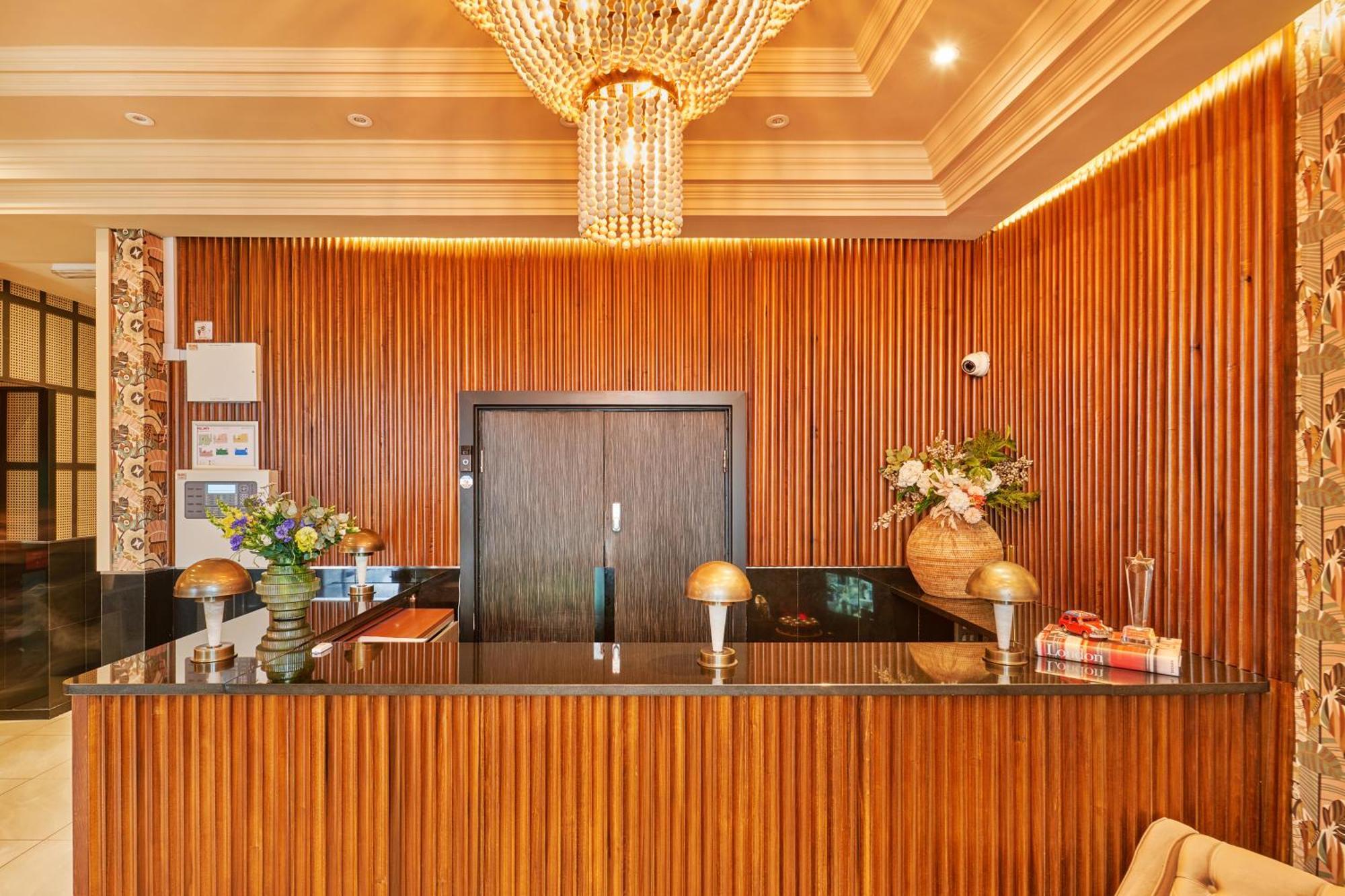 โอโย ฮัตตันส์ โฮเทล วิกตอเรีย ลอนดอน Hotel ภายนอก รูปภาพ